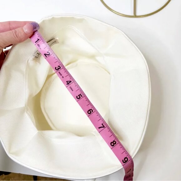 Vintage Clover Lane Satin Bucket Hat - Picture 2 of 9